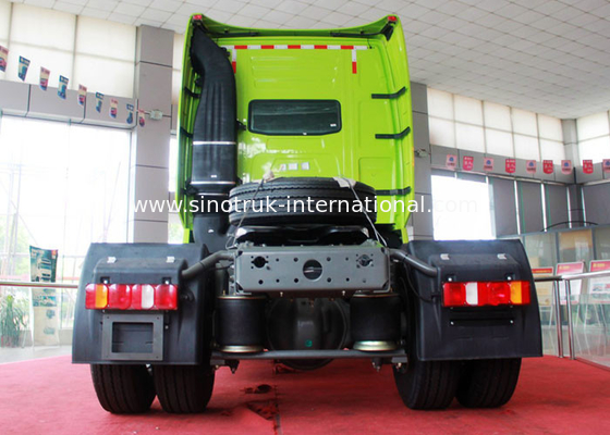 Traktör Kamyon SINOTRUK HOWO LHD 4X2 Euro2 371HP ZZ4187S3511W