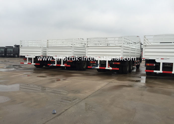 Light Goods HOWO Economic Cargo Vehicles 25 Tons 10Wheels LHD 290 HP Two Berth