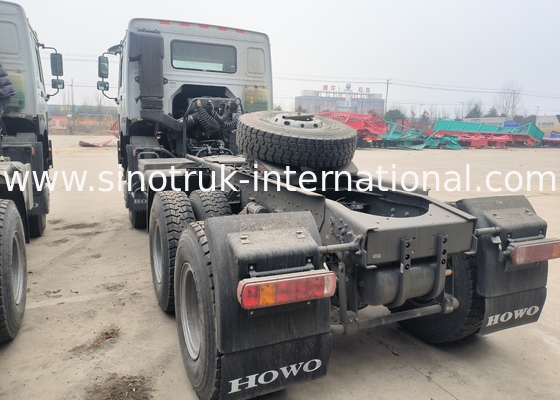 Sinotruk Howo Traktör Kamyon Rhd Dört Tekerlekli Sürüş 6 × 6 Weichai 400HP Beyaz