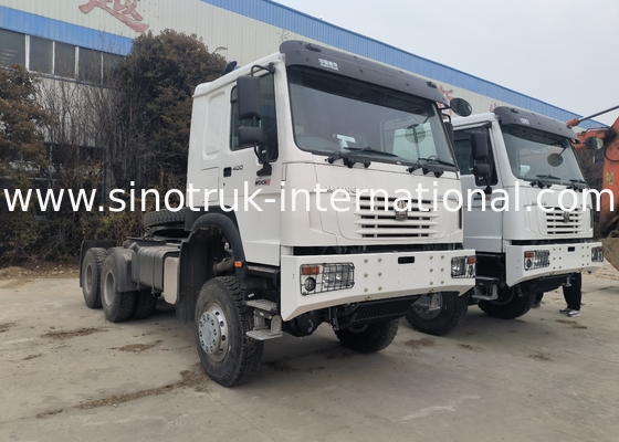 Sinotruk Howo Traktör Kamyon Rhd Dört Tekerlekli Sürüş 6 × 6 Weichai 400HP Beyaz