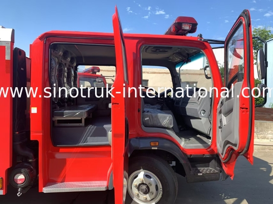 2CBM 4X2 116HP İtfaiye Kamyonu Tarım İtfaiye Motoru Çim manzara için Kamyon