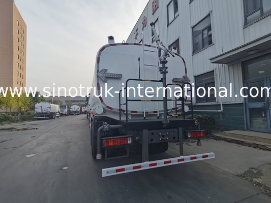 Sinotruk HOWO Beyaz RHD 6x4 Su Tankı Kamyonu ZZ1257V4347B1 Yüksek Basınçlı Akış Fonksiyonu