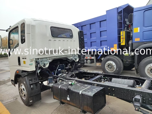 ZZ1047D3414C145 HOWO 4 * 2 Hafif Görevli Kamyonlar 116HP Şasi