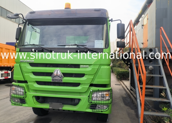 Sinotruk Howo Tipper Dump Truck 380Hp 6 × 4 U Şekli Kargo Vücudu Yeşil Renk