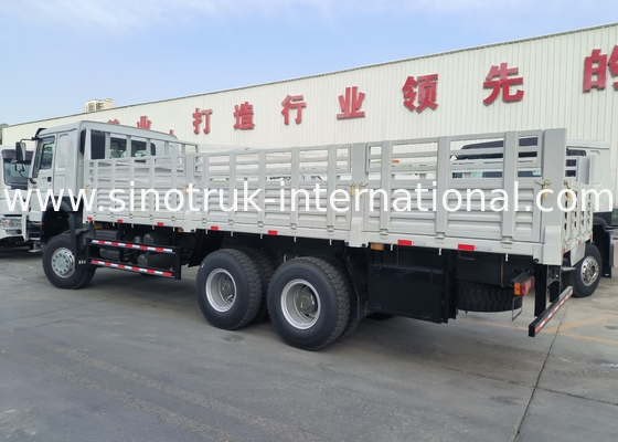 Sinotruk Howo Yeni Kargo Kamyonu 6 × 6 Dört Tekerlekli Sürüş Lhd 10 Tekerlekli Uzun Kargo Kutusu