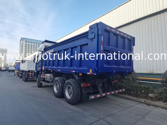 SINOTRUK HOHAN NEW HOWO 30 - 40 Ton RHD 10 Tekerlekli İnşaat için Tarpaulin Mavi Yüksek verimlilikli kaldırma ve boşaltma