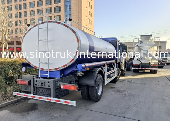 SINOTRUK HOWO Su Tankı Kamyonu 4x2 RHD 300HP 10CBM Sürekli Su Taşımacılığı için