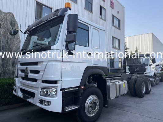SINOTRUK HOWO Kamyon Şasi SINOTRUK Motoru371HP 6 × 4 RHD Uyarı Işığıyla Kullanılır Çöp Kamyonu Kargo Kamyonu Su Kamyonu