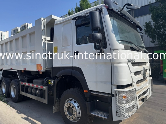 SINOTRUK Engine 371HP 6 × 4  LHD HOWO Dump Truck  White 19-20CBM  Middle Lifting