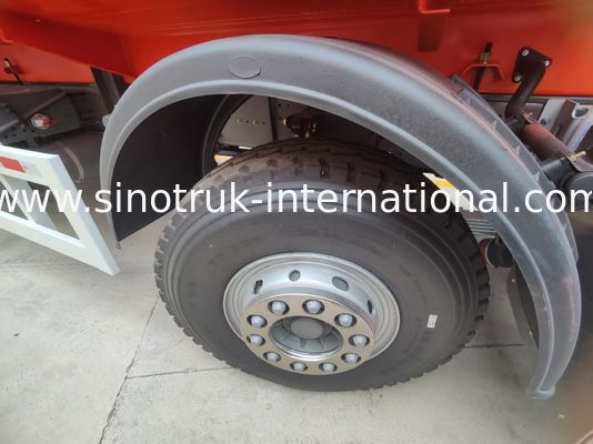 SINOTRUK 400Hp Oil Transport Tanker  High-Performance Option for All Oil Delivery Needs