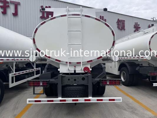 SINOTRUK HOHAN New HOWO Oil Truck Fuel Tank 4x2 Lhd Euro2 White and Red