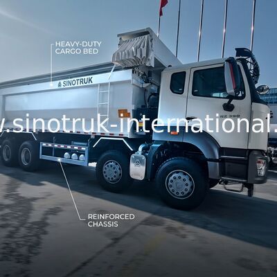 Sinotruk HOHAN Yeni HOWO 8X4 Çöp Kamyonu 380hp 12 Tekerlekli Beyaz H77L ZZ3317V386JB1R U Tipi