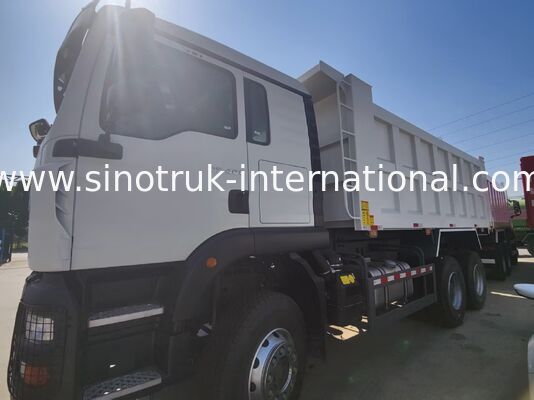 Sinotruk HOWO TX 400 HP motorlu ve Euro 2 emisyon standardı olan bir kamyon