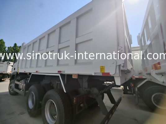 Sinotruk HOWO TX 400 HP motorlu ve Euro 2 emisyon standardı olan bir kamyon