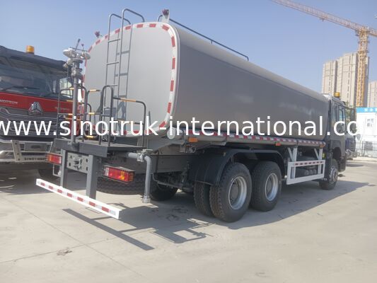 Sinotruk Howo Sprinkler Su Tankı Kamyonu 10-25CBM 6 X 4 Euro 2 371HP Beyaz