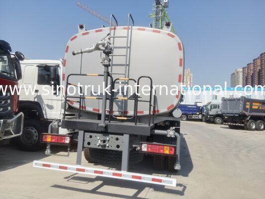 Sinotruk Howo Sprinkler Su Tankı Kamyonu 10-25CBM 6 X 4 Euro 2 371HP Beyaz