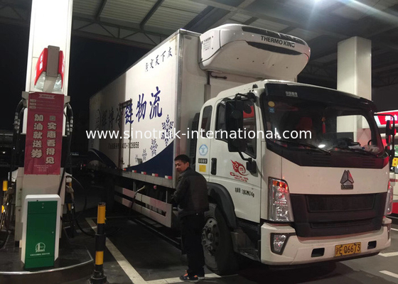 Sandviç Yapı 4 × 2 Soğutmalı Kamyon İyi Isı Yalıtım Performansı