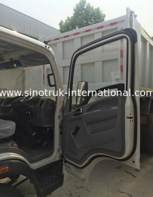 Düşük Sıcaklıklı Buzdolabı Kamyonu / LHD 4X2 Soğutmalı Gıda Kamyonu