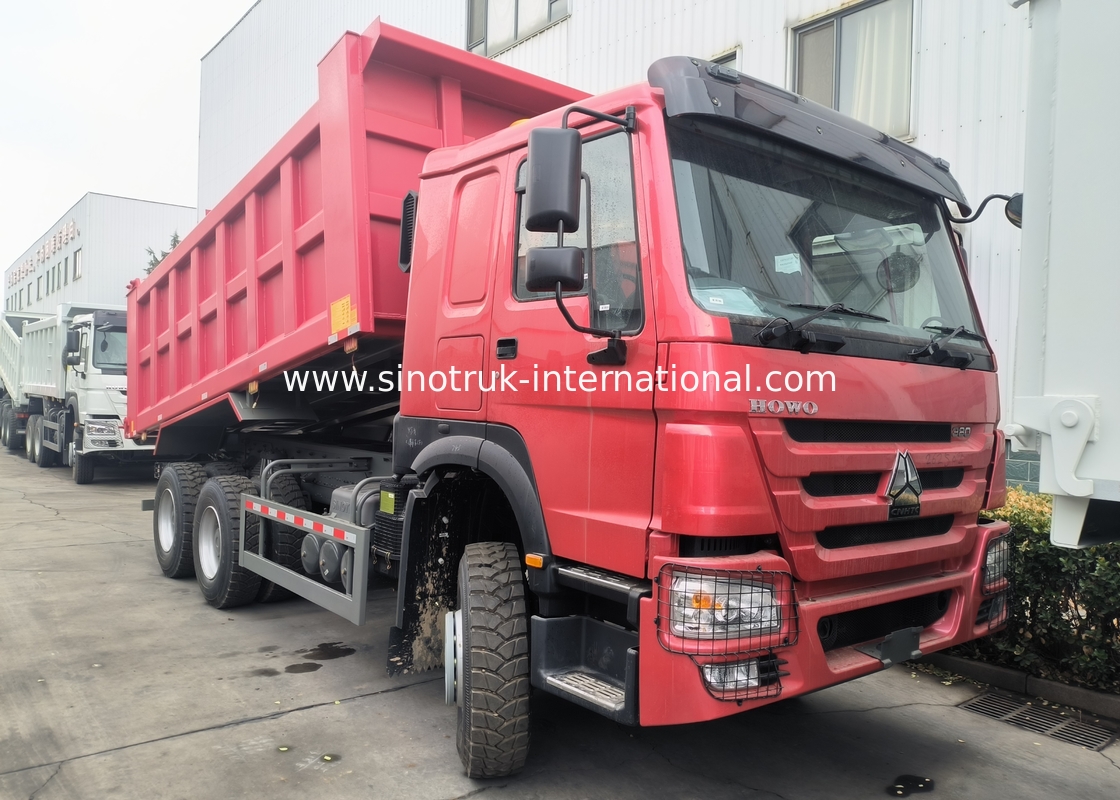 Sinotruk Howo Tipper Dump Truck 380Hp 6 × 4 Hyva Hidrolik Silindirli Madencilik