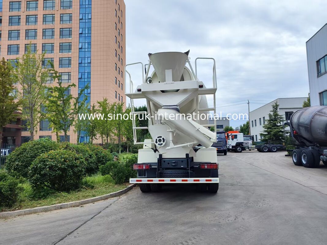 Ağır Görevli HOWO 8x4 16m3 Beton Karıştırıcı Kamyon 371HP Motor Yapı için PMP Hız Azıtıcısı