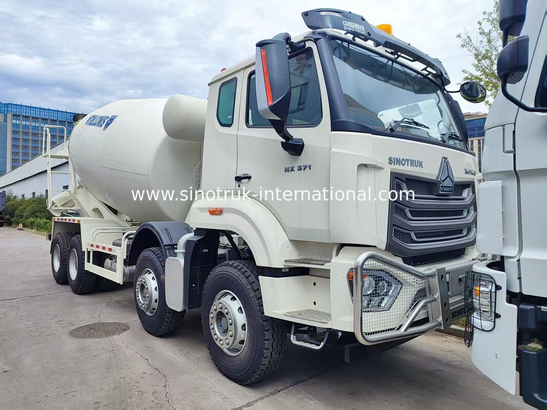 Ağır Güçlü 8×4 HOWO 14 M3 Beton Karıştırıcı Kamyon 371 HP çift MCX16ZG arka aks + çift VGD95 ön aks