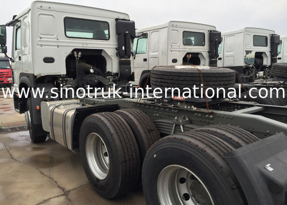 SINOTRUK HOWO Tractor Truck LHD 6X4 10 Wheels Euro2 336 HP ZZ4257S3241W
