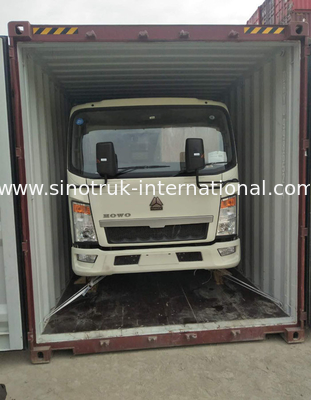 SINOTRUK HOWO 5 Tons Light Truck LHD for Logistics ZZ1047C2813C145