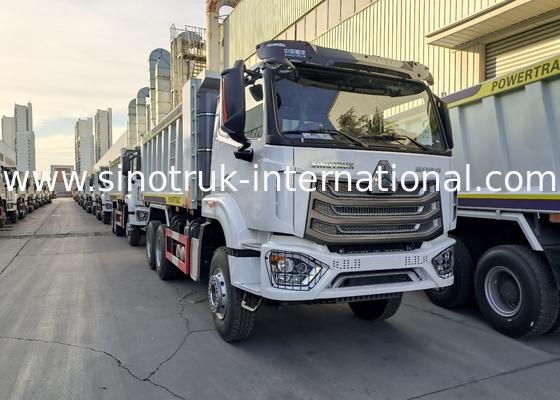 Sinotruk Howo / Hohan 6×4 Tipper Dump Truck 10 Tekerlekli Dikdörtgen Kargo Vücudu 20CBM Beyaz Renk